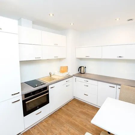 Cityhub Apartment *